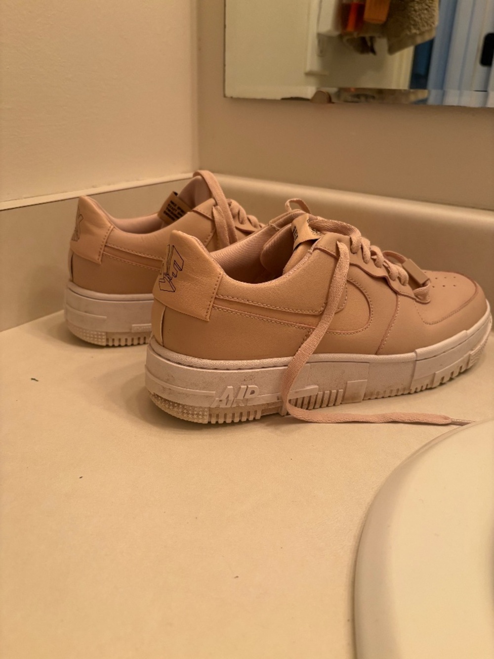 Women’s Nike Air Force 1